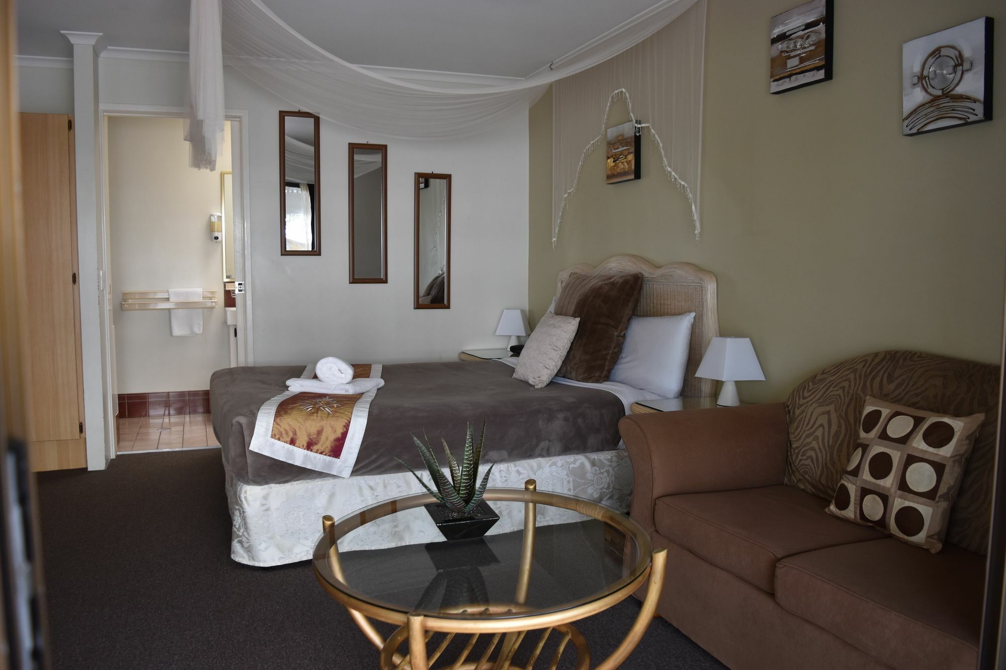 Maroochydore Beach Motel Exterior photo