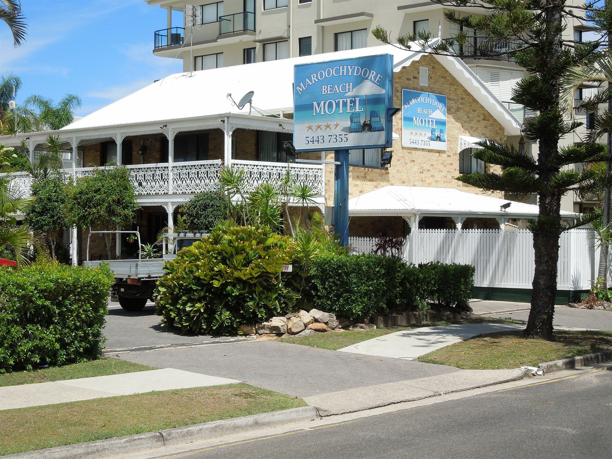 Maroochydore Beach Motel Exterior photo